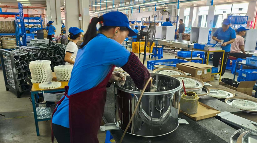 烘干機發(fā)出異響？別慌，我們來幫您